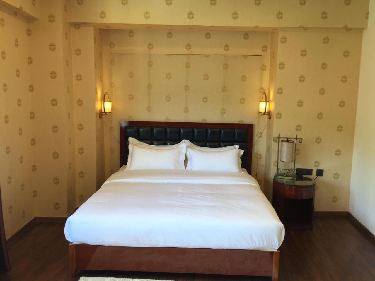 Bhutan Boutique Residency Hotel Тхимпху Екстериор снимка